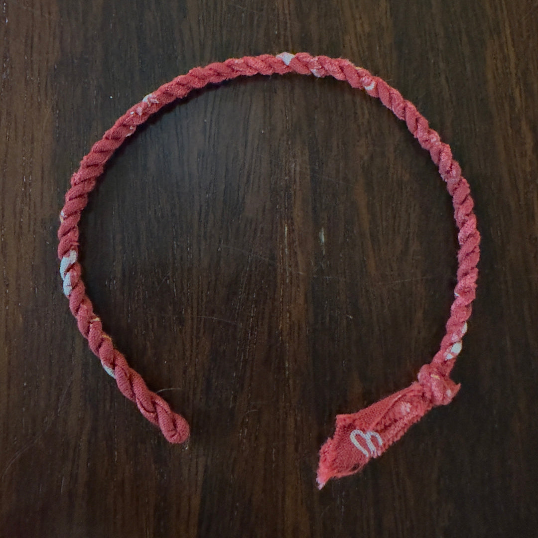 Volney 910 braided bracelet red